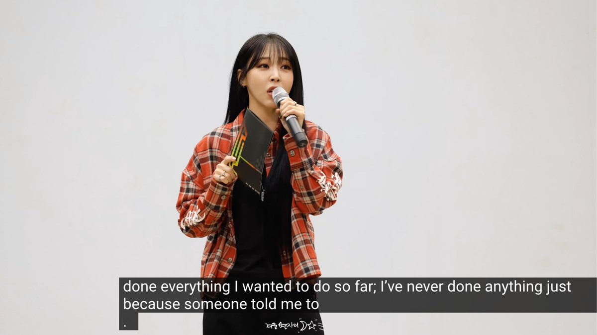 Lía ✨ tweet media