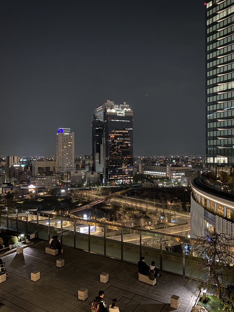 いなが tweet media