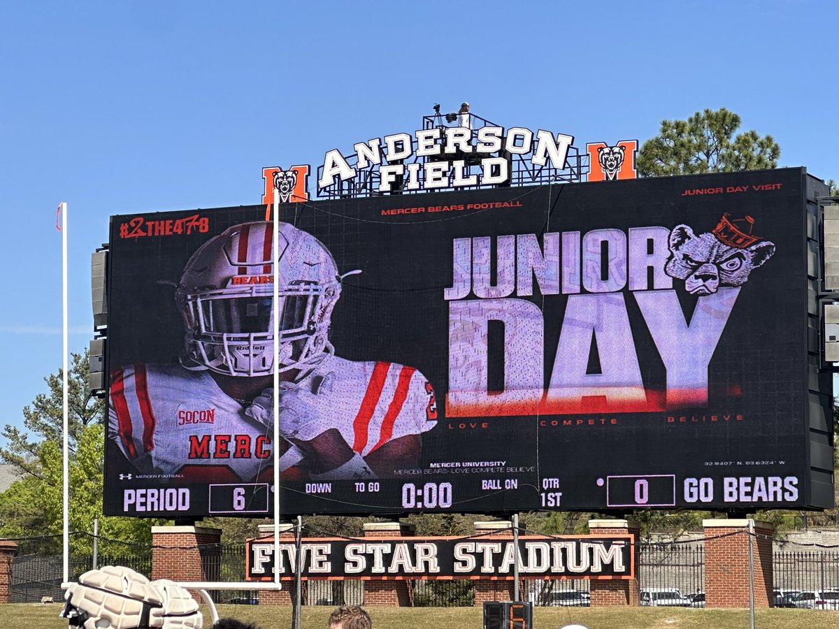 OwenKAnderson's tweet photo. Had a great time spending the day with @MercerFootball! Coach Taylor is doing great things! Thank you for inviting me. #MakeEmWorry #ATTACK @KoachTaylor @barringtonb16 @CoachMobbs @CoachDMHendrix @Coach_Rich74 @JaxCoRecruitsFB @NEGARecruits https://t.co/WW5wB5qEhe