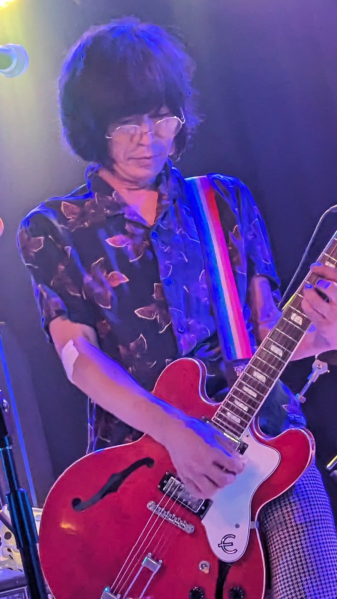 cure_the_blues's tweet photo. https://t.co/j1YPha7SkY