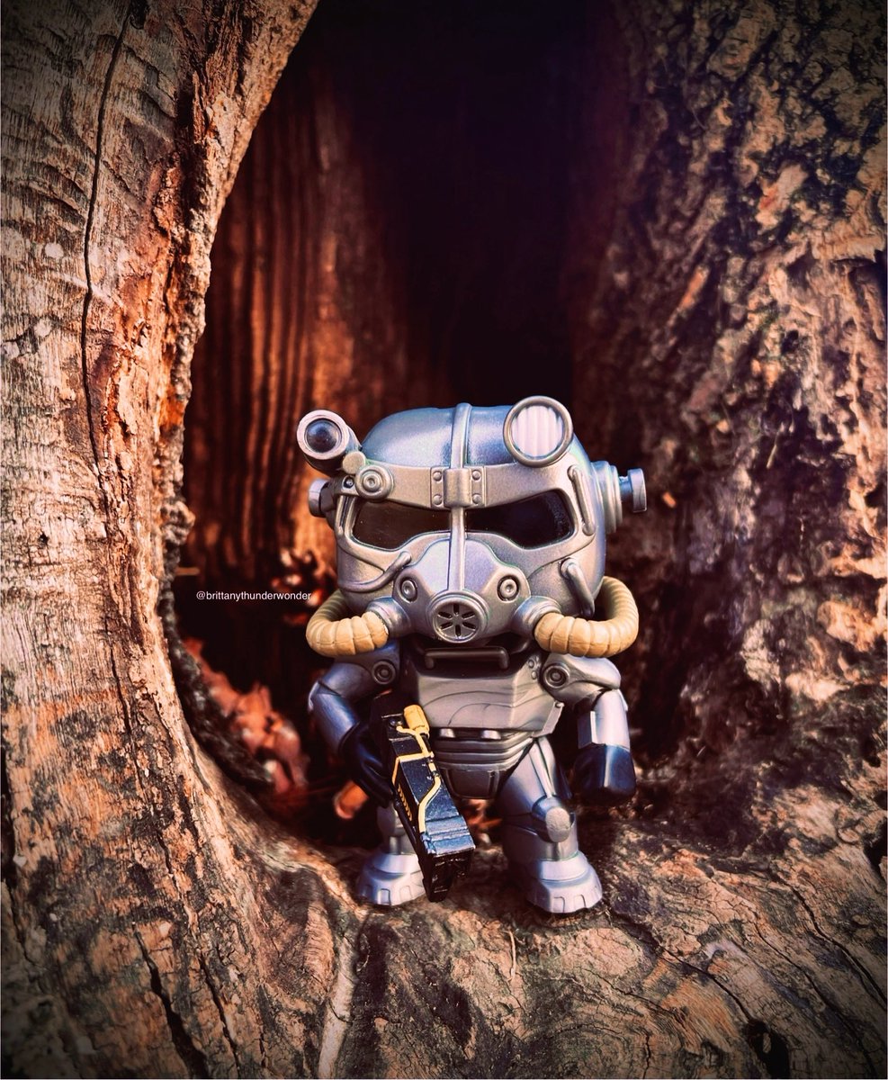 BThunderWonder's tweet photo. 🩶Power Armor🩶 #Fallout #PowerArmor #Funko #FunkoPop #FunkoPhotography #FunkoPhoto #FunkoPhotoADay #Funkos #FunkoLife #FalloutFan #FunkoPopPhoto https://t.co/36lKSf1SKC