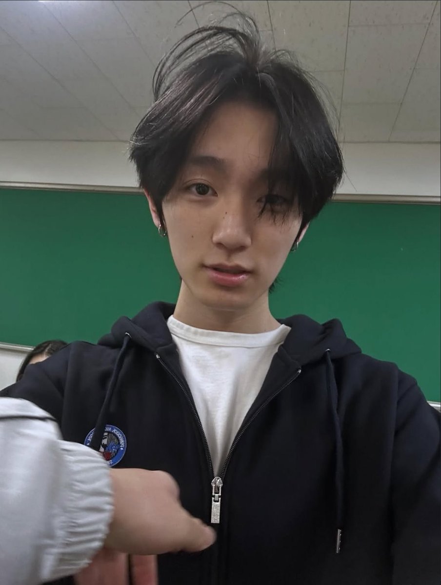 젠 tweet media