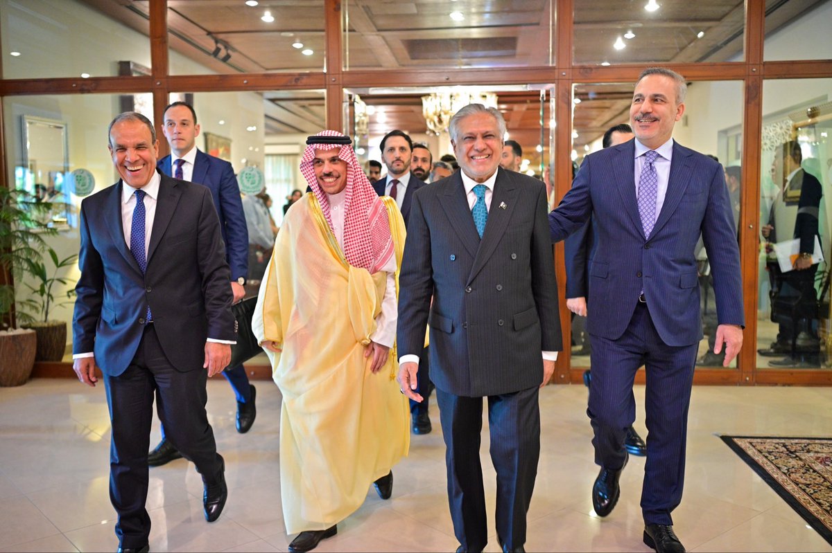 Ishaq Dar tweet media