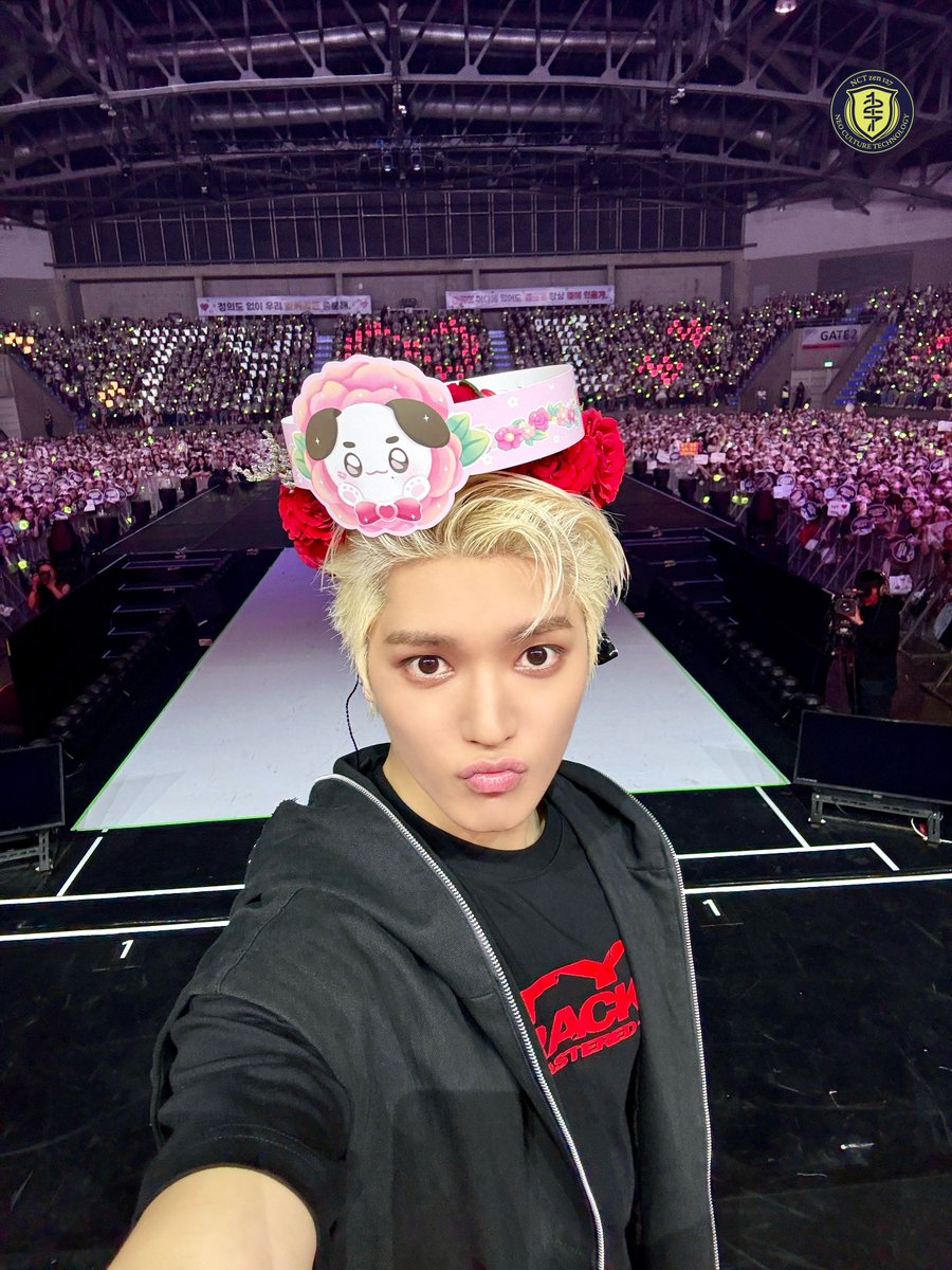 taeyong pics tweet media