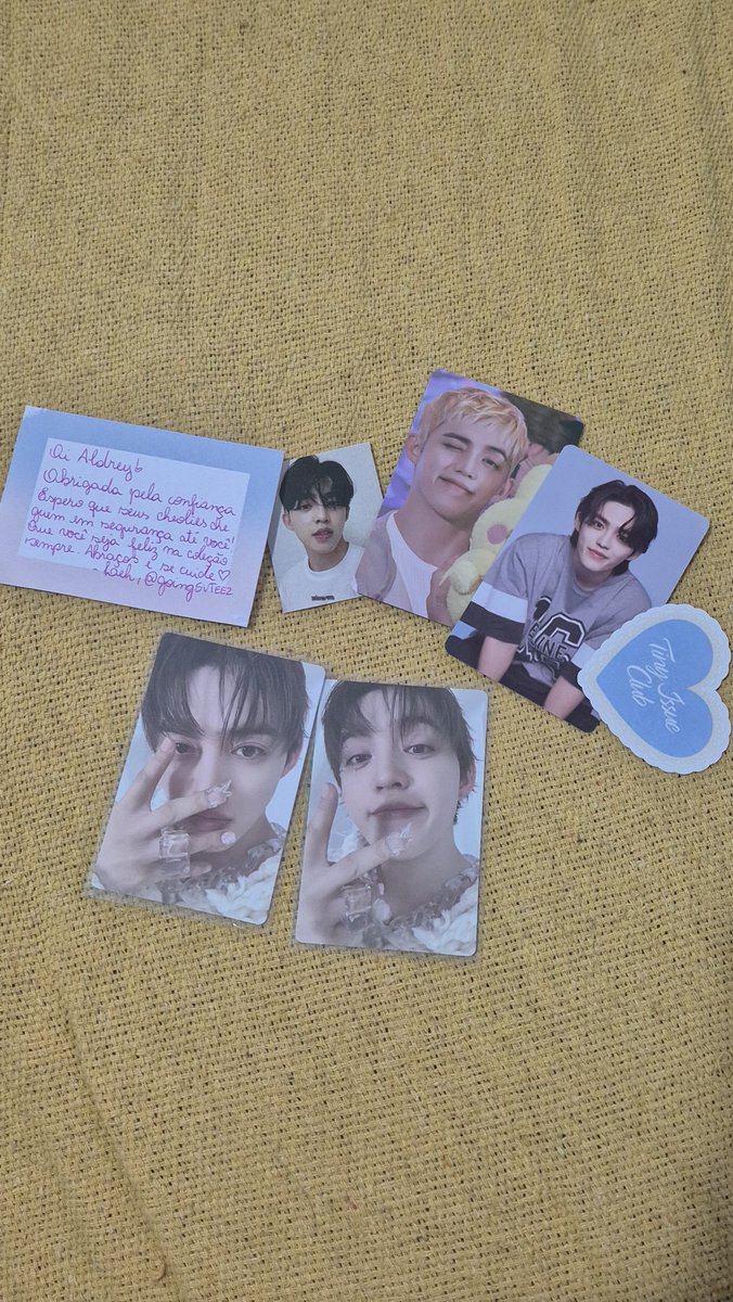 _httprwoon's tweet photo. Feedback positivos pra @goingsvteez pela venda desses coups ❤️ chegou tudo certinho e bem embalado! Muito obrigada 🍒❤️ https://t.co/mlVYJNzFJr