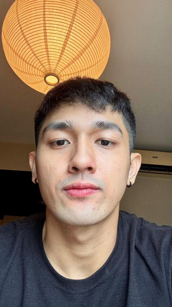 ᗩᒪYᘔᘔᗩ ᗰᗩE⁽²⁰⁰ᵏ ᵒˡᵈ ᵃᶜᶜᵗ⁾ tweet media