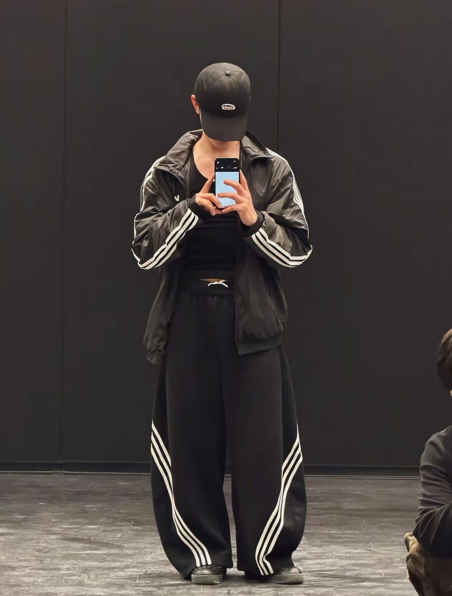 swhan0424 tweet media