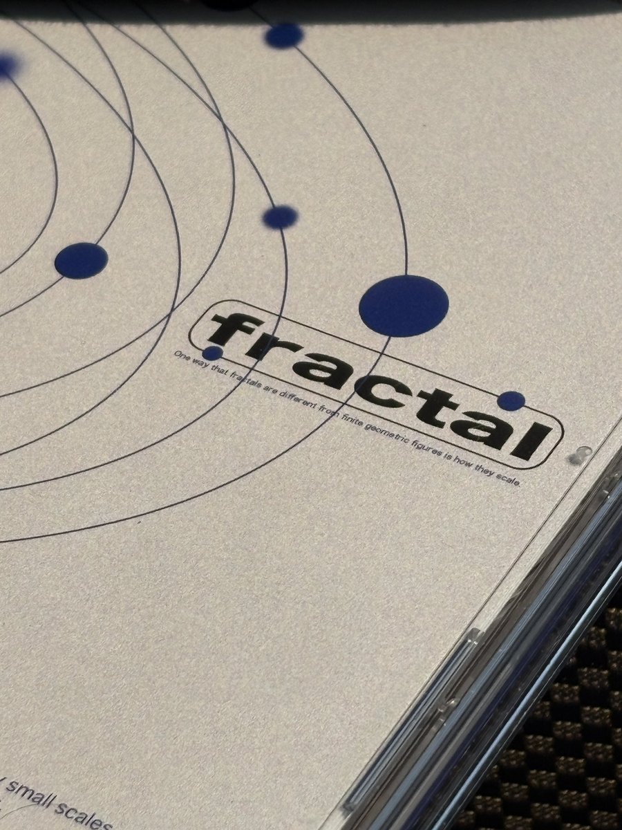 m_____020130's tweet photo. CDの良さを改めて実感
形として音が手元に残るのは嬉しい https://t.co/L2Evlatv7O