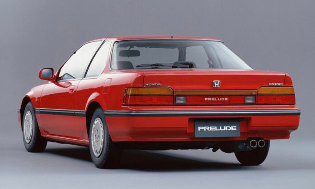 SeijiNobel's tweet photo. The Car In @TougeAttack_JP (Part 5) :
- Mazda Savanna RX-7 DOHC TURBO (SA22C)
- Honda Prelude (BA4)
- Isuzu Piazza (JT221)
- Toyota Sprinter Trueno GT-APEX 2 Door Coupe (AE86)
#峠Attack
#TougeAttack
#Indie_Game
#HighVision
#Steam https://t.co/Ja9Oln45Yi