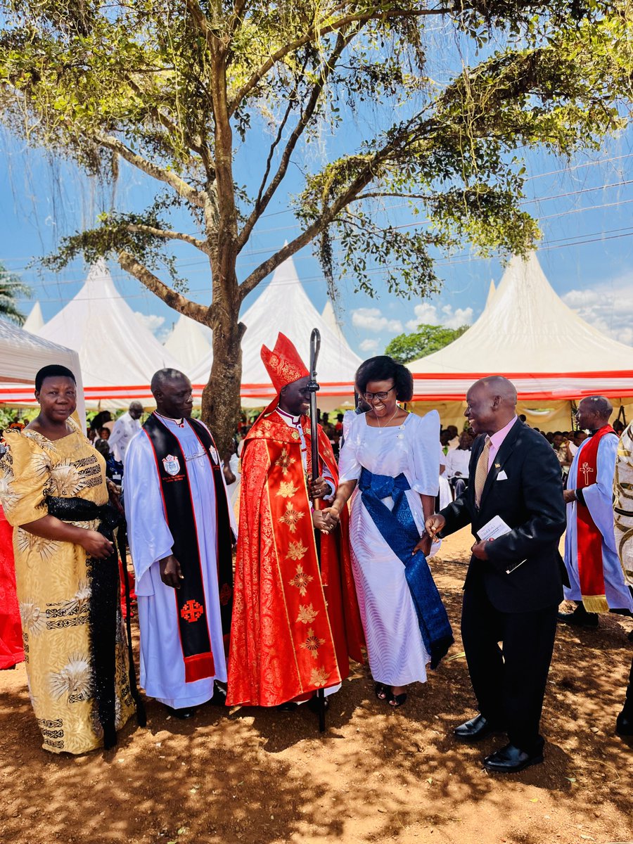 lwansasulasarah's tweet photo. The Church remains a pillar of hope, unity & moral guidance in our society. Our leadership comes at a time when we need strong spiritual voices to inspire peace,harmony &resilience among our people.Happy Palm Sunday to everyone celebrating it !
#PalmSunday
#NationalUnityPlatform https://t.co/qiQ2dlcjJM