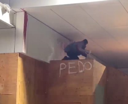 Tim Curran tweet media