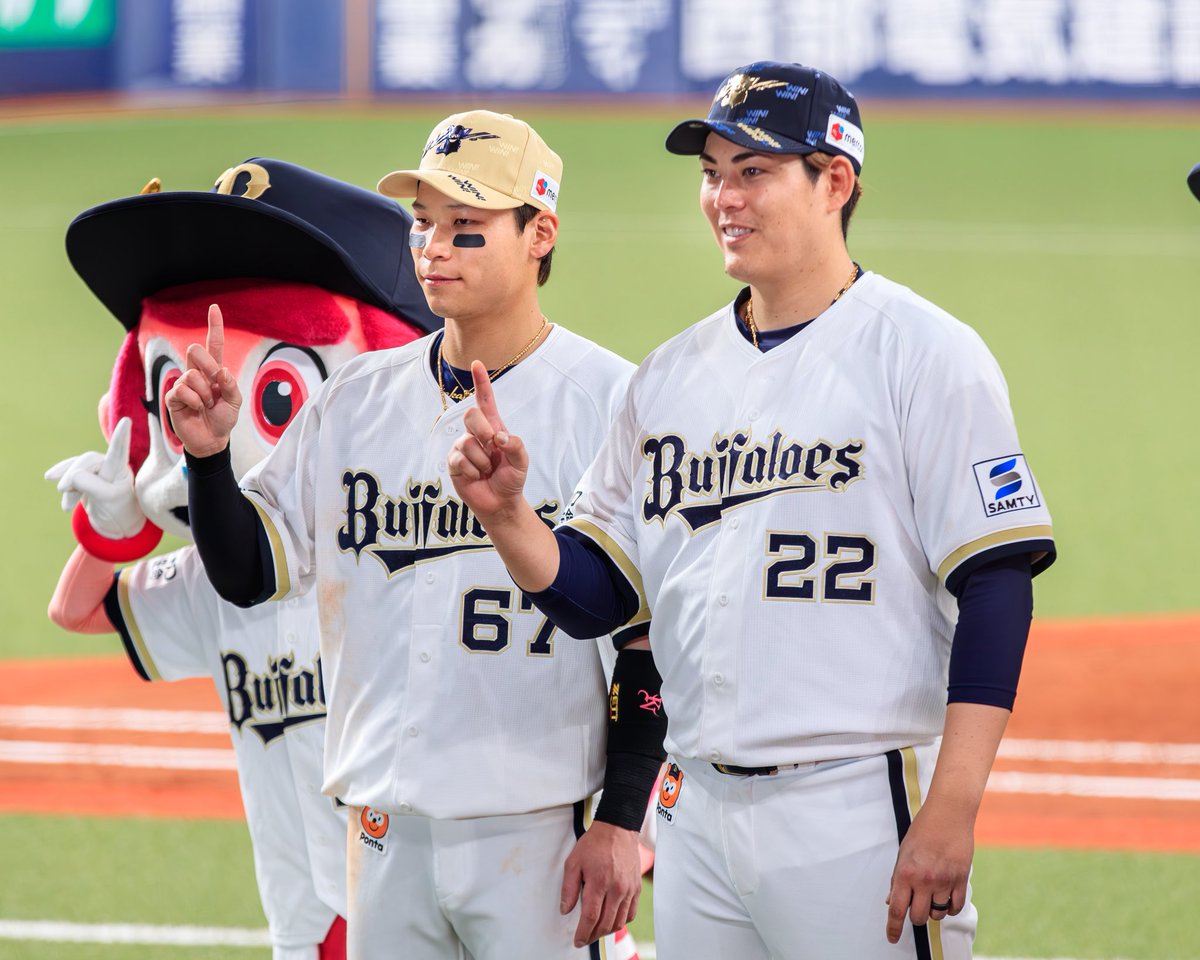 2026.03.28
京セラドーム大阪 B vs E
中川圭太選手 67
九里亜蓮投手 22

Today’s HEROs

#Bs2026
#九里亜蓮
#中川圭太
#オリックスバファローズ