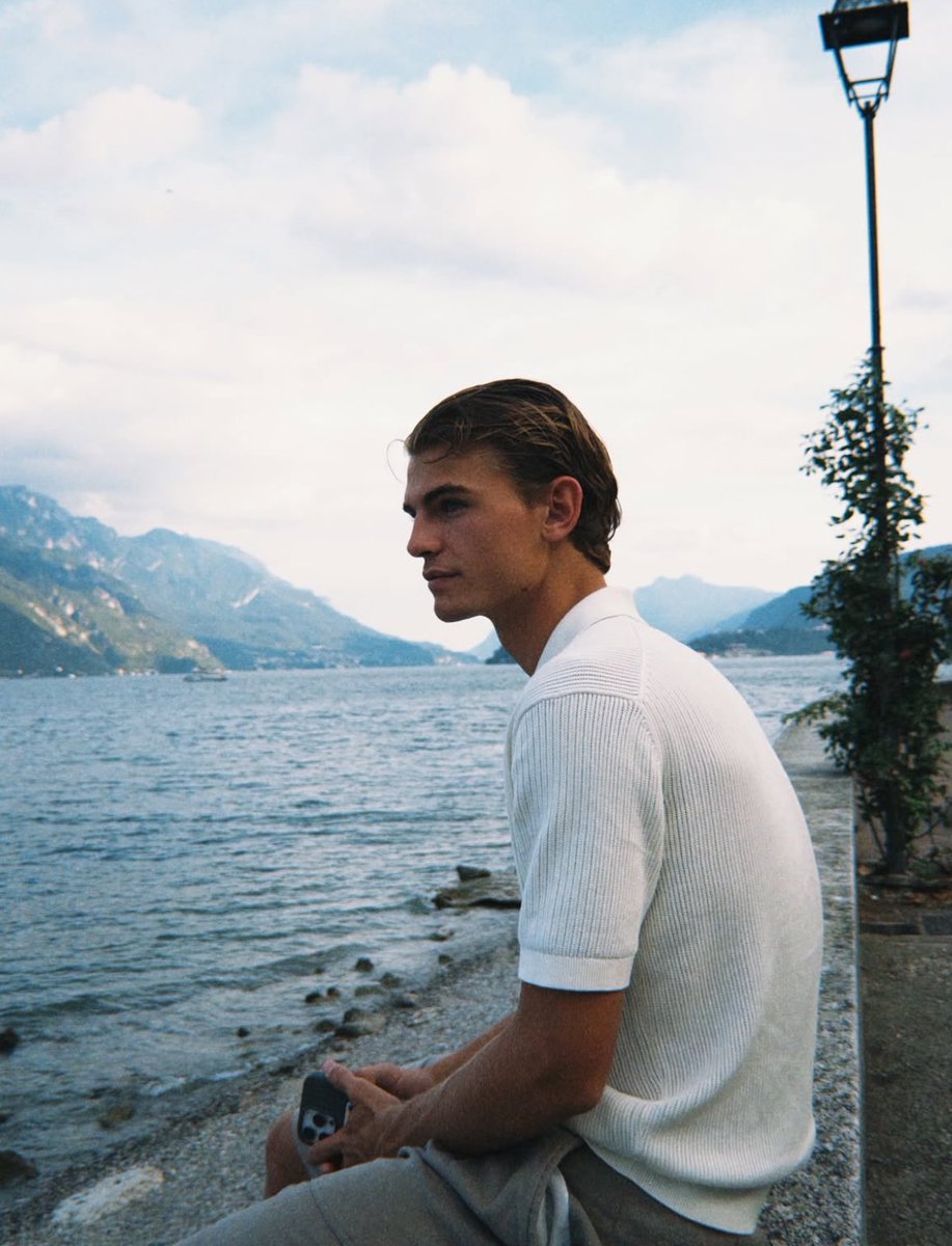 𝕸𝖊𝖑🌦️ tweet media