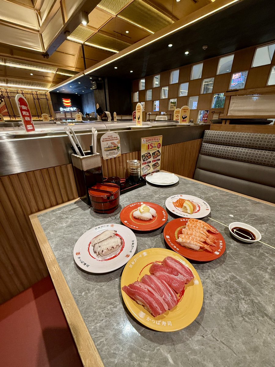 skyteamer tweet media