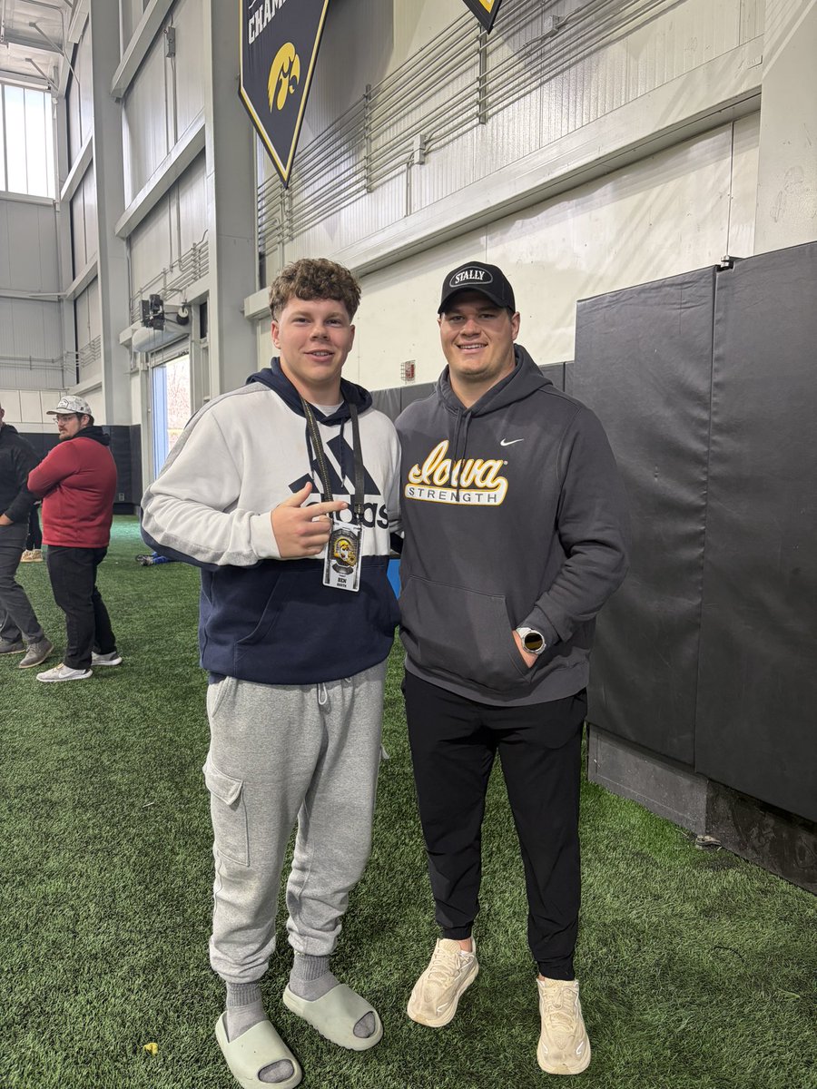 Ben Booth 2027 DT/DE tweet media