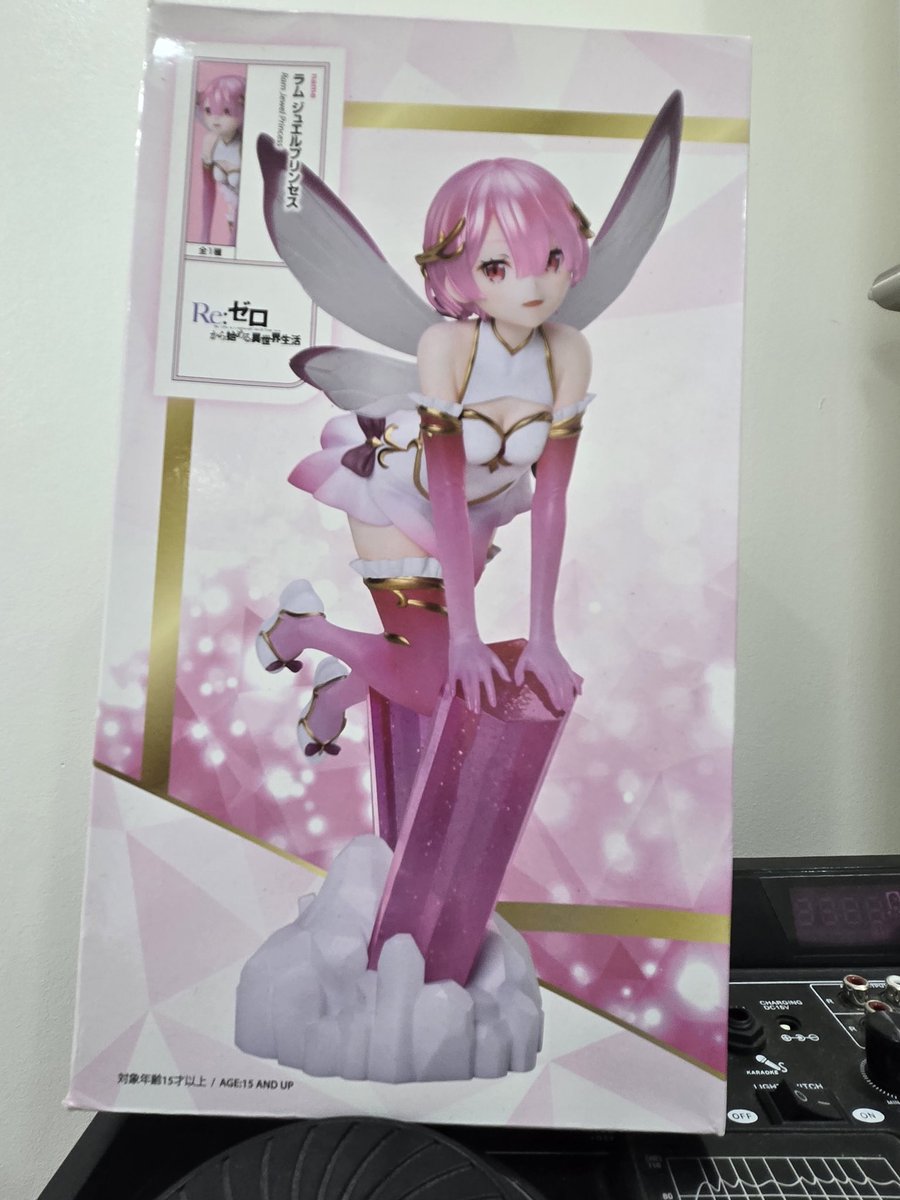 osodasign's tweet image. Speaking of toy! I just wanna share with you guys TOYS I have :)

I have limited toys so gonna add toys from @LittleGuysWorld