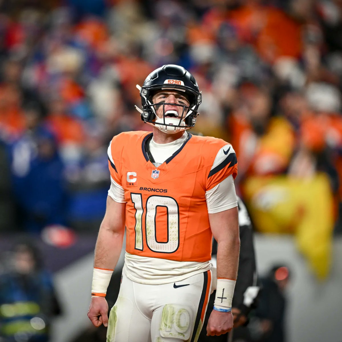 Karsen 🐎 tweet media