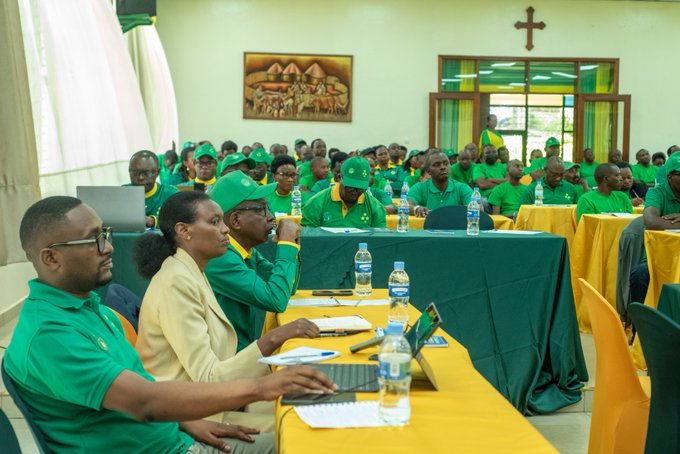 PL Rwanda tweet media