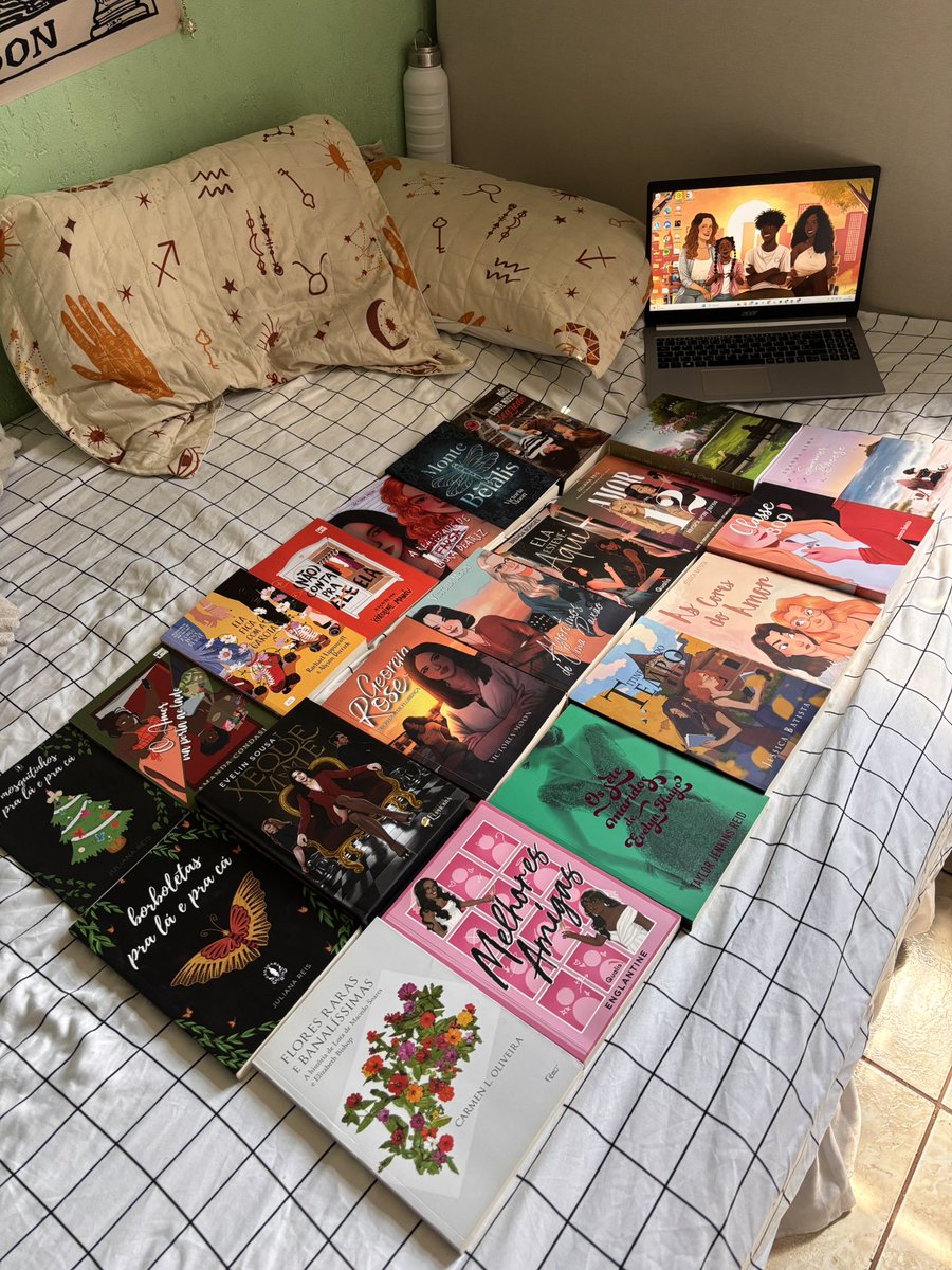 vivi moon tweet media