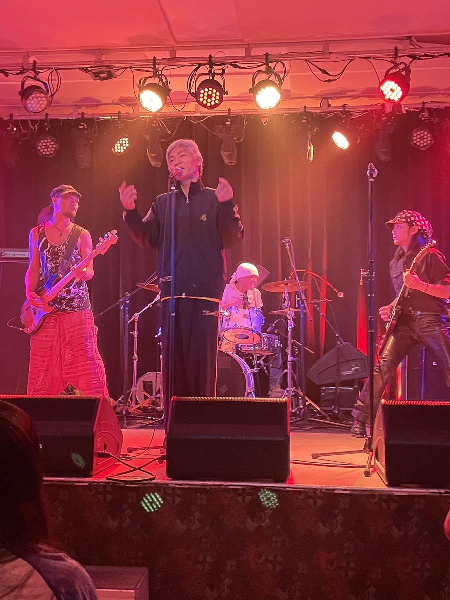 モンビジ・コーイチ tweet media