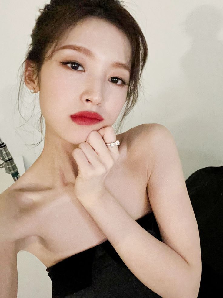 黄,Marsha. tweet media