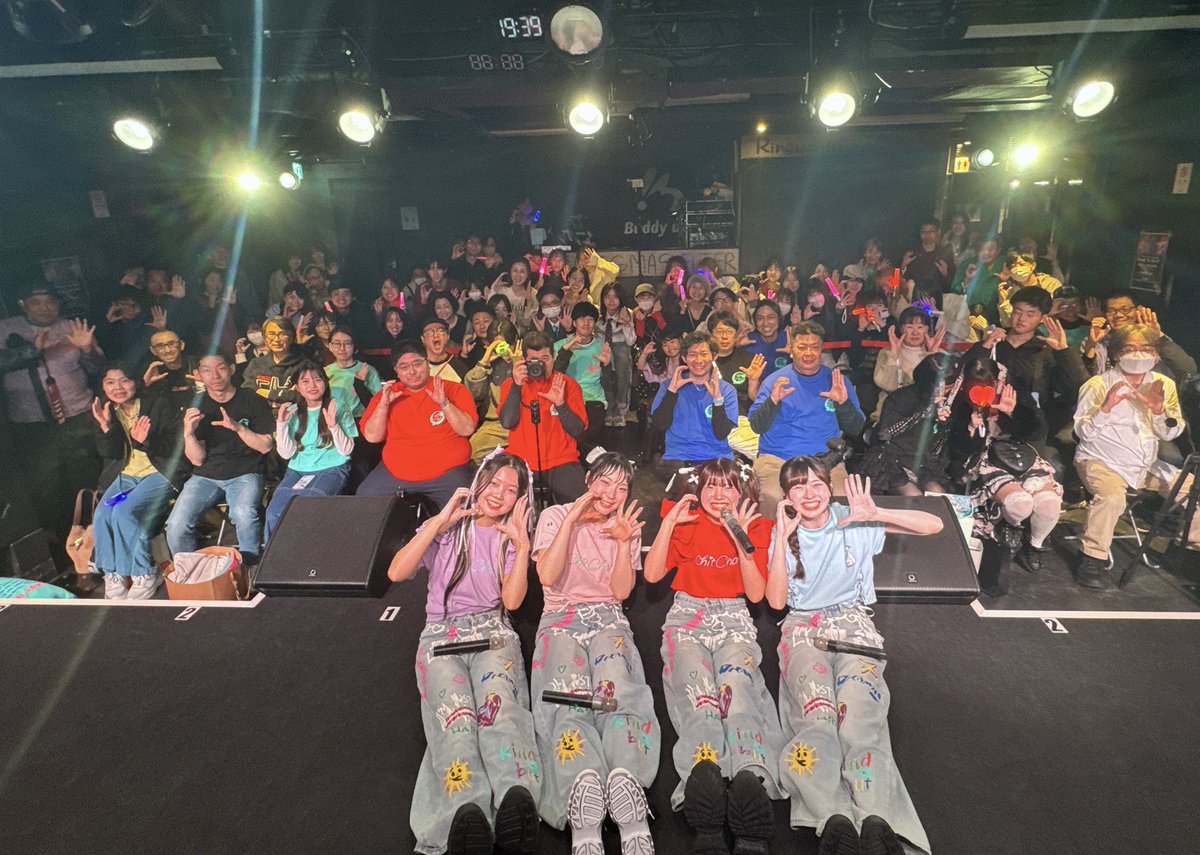 Chit Chat【Official】 tweet media