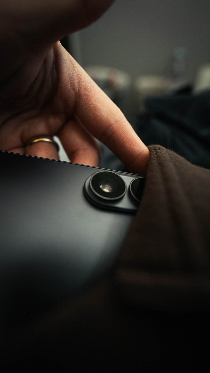 andres_vidoza's tweet photo. Week In The Life w/ Samsung S26 Ultra (REAL Battery, Camera &amp; Durability) https://t.co/IlVvALwePO