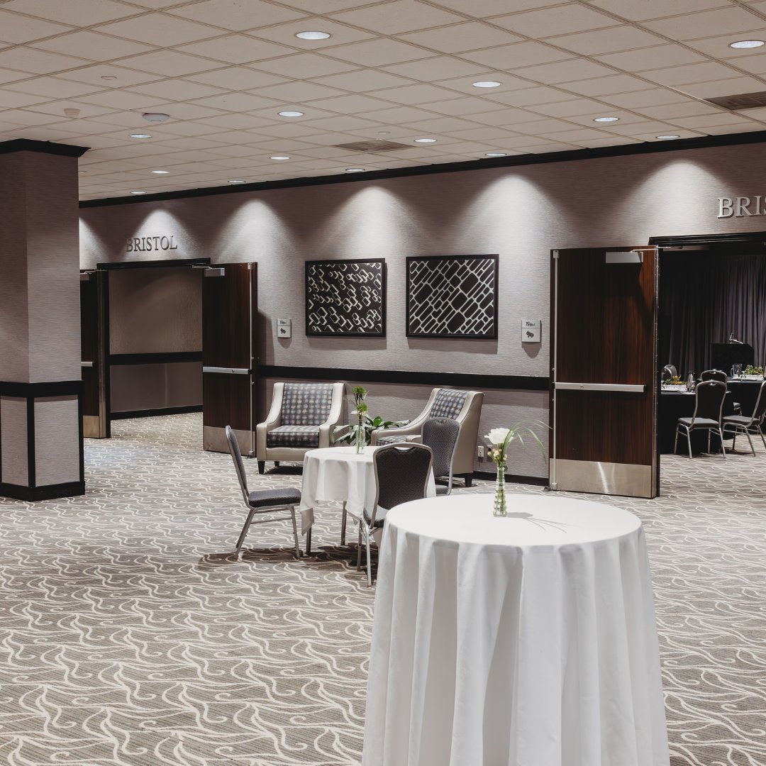 Somerset Inn tweet media