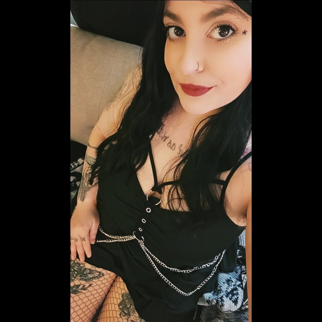 Look at you… completely mushy brained already. No thoughts, just the quiet little voice telling you to send it all to me. Don’t fight it... you know that’s what you’re here for. 😵‍💫😈