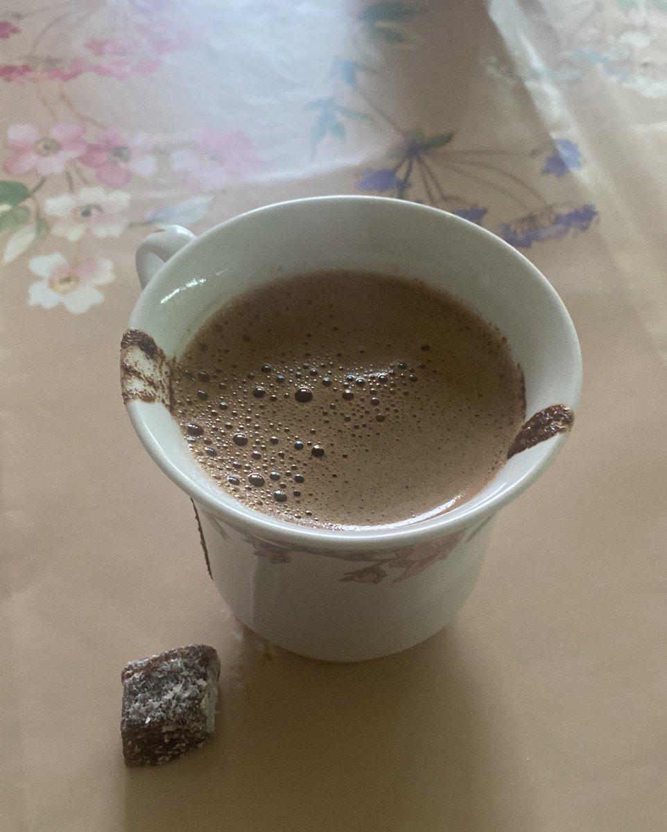 ᗷᑌᒪᗴᑎT tweet media