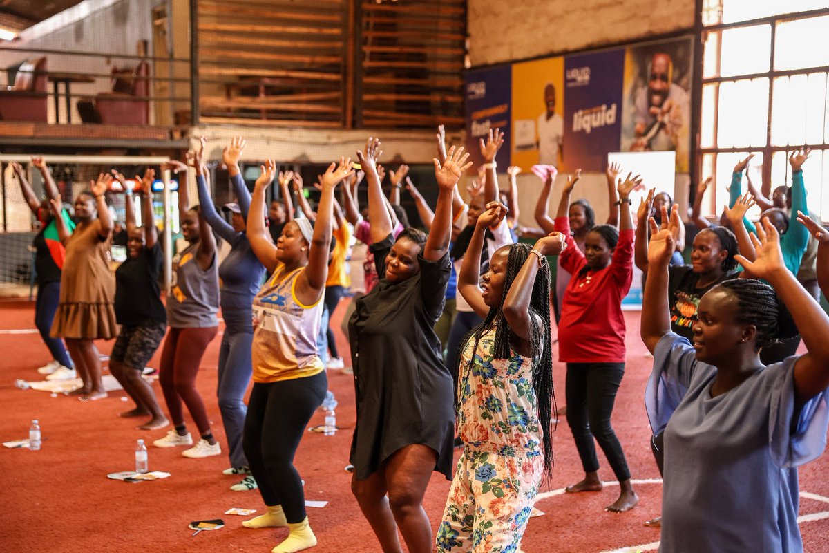 MarieStopesUg's tweet photo. Moments at the Masterclass.

📸:Fitness &amp; Dance Session🎵💃

Energy! Laughter! Movement!
The room transformed the moment the fitness team stepped in.

The dance segment was pure joy, gentle, fun, and perfect for pregnancy wellness.

Smiles everywhere.😃 https://t.co/25PnIfwDOg