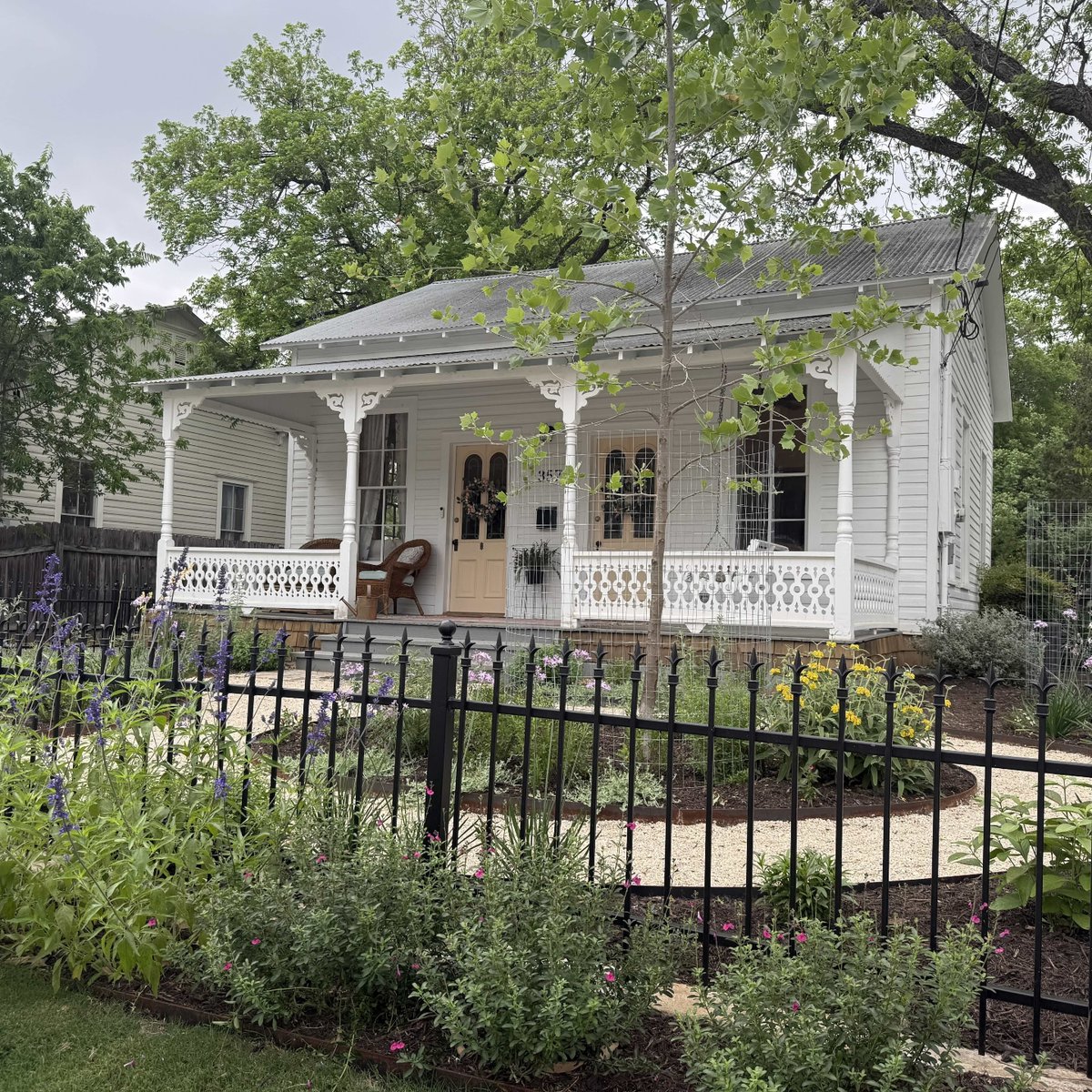 Visit NBTX tweet media