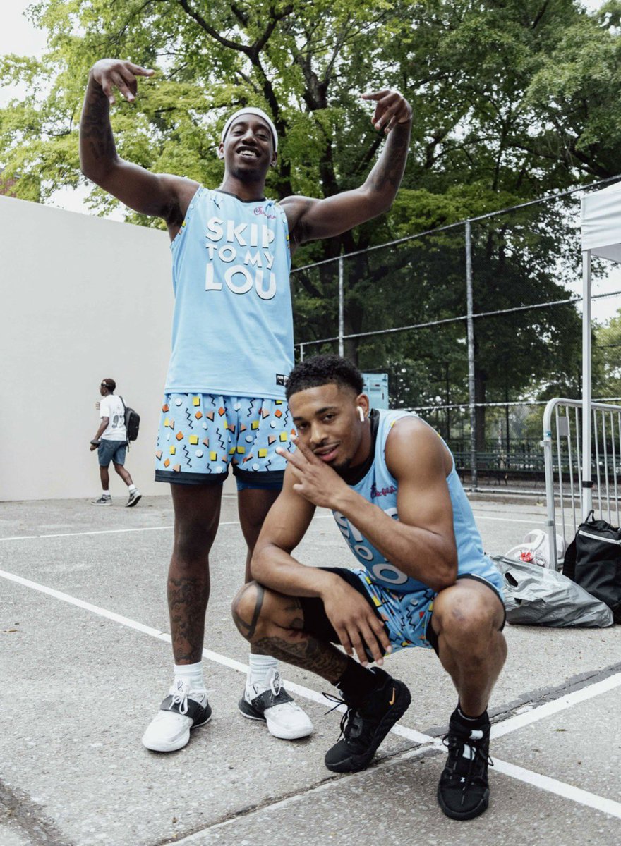 MatSheltonEide's tweet photo. Flashback to pregame at Rucker with @DoIt4G_10 and @jayd3__ https://t.co/CJNU0kmz0P