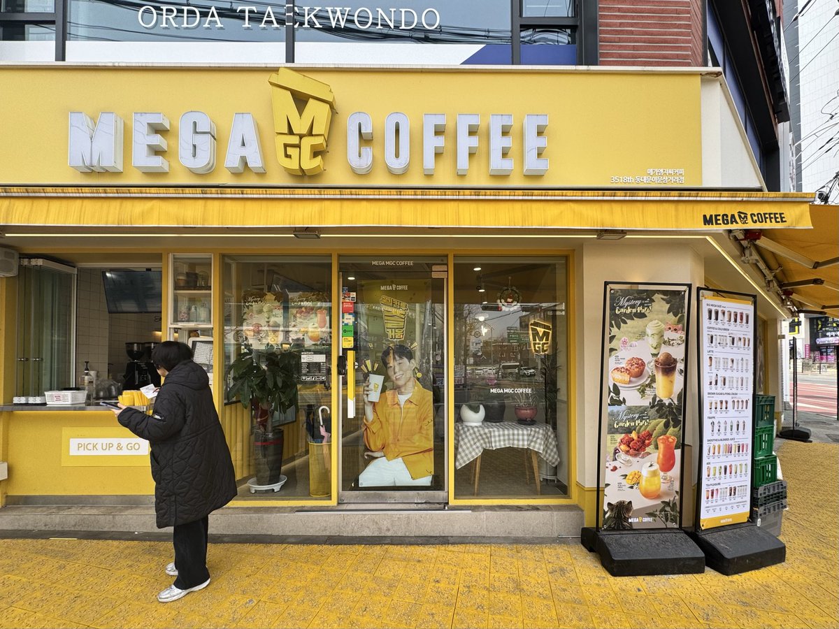 heihei(∩^o^)⊃🪄゜.* tweet media