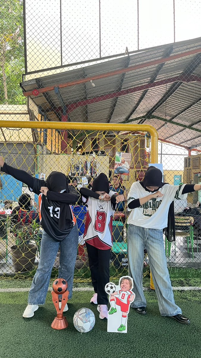 saila😏🦋🦖 tweet media