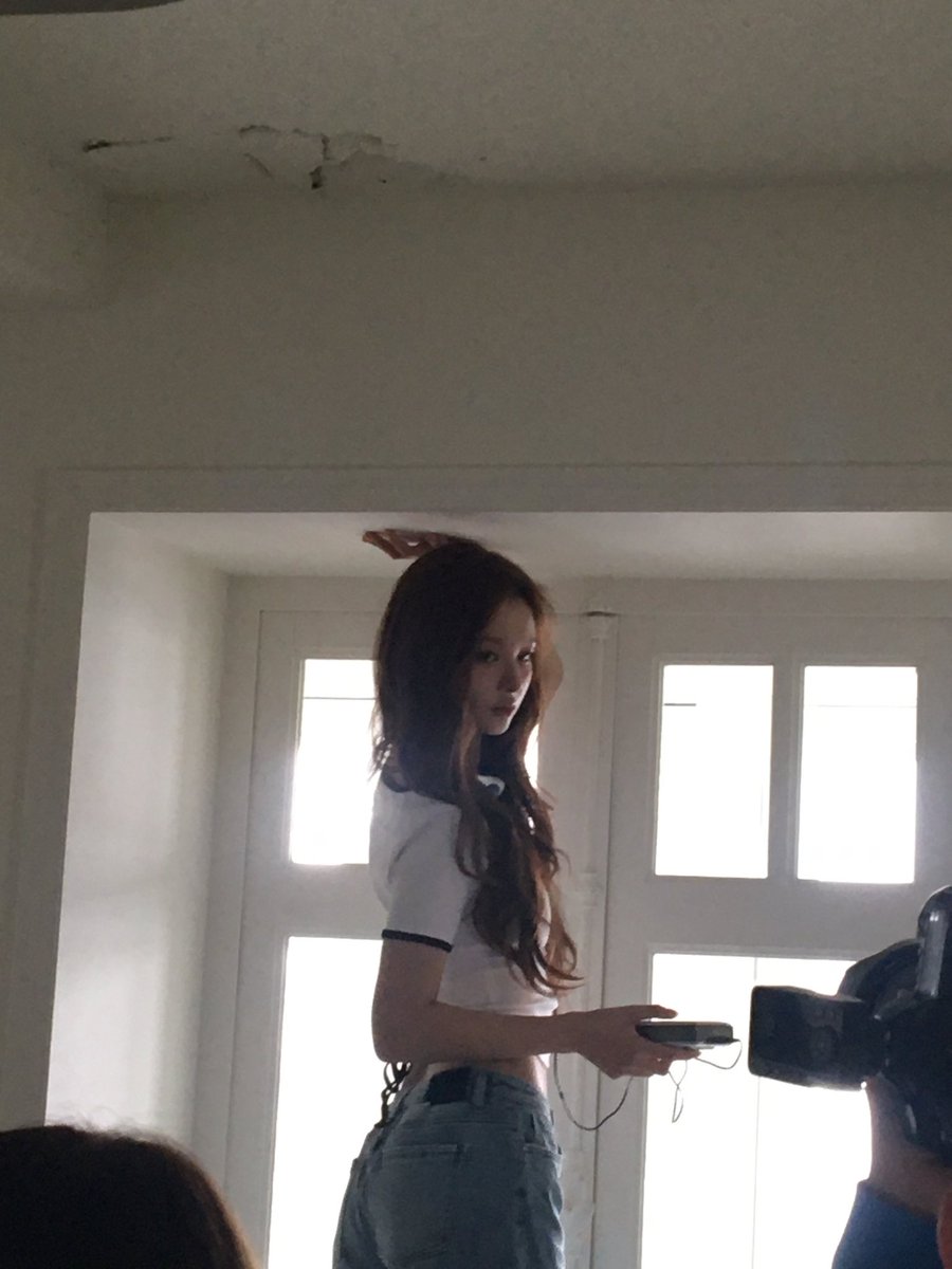 Sullyoon. tweet media