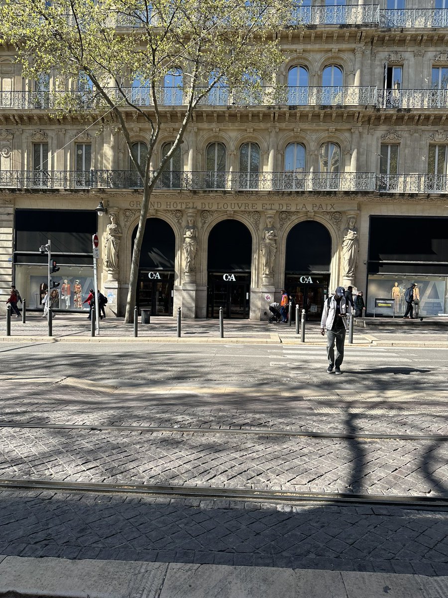 unidos contra o app talking angela tweet media