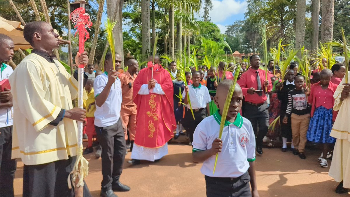 Ugandan Catholics Online tweet media