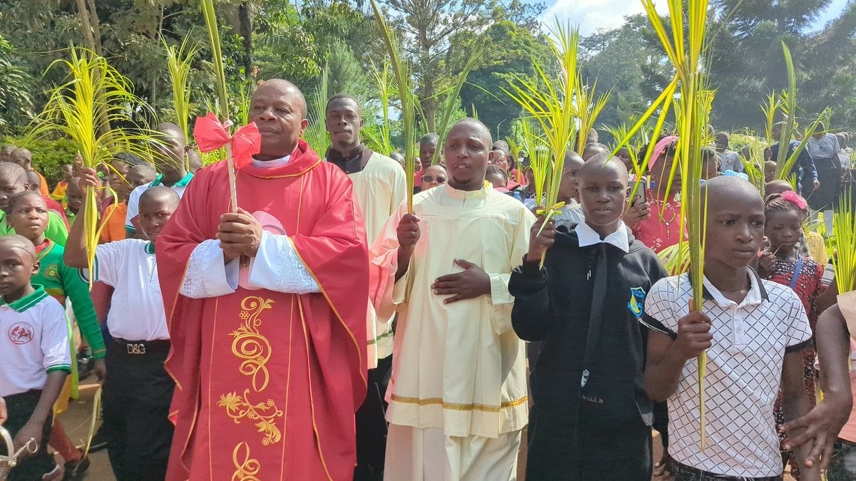 Ugandan Catholics Online tweet media