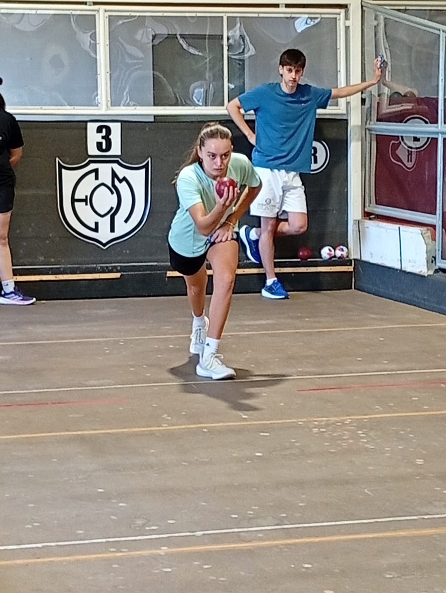 CABochas tweet media