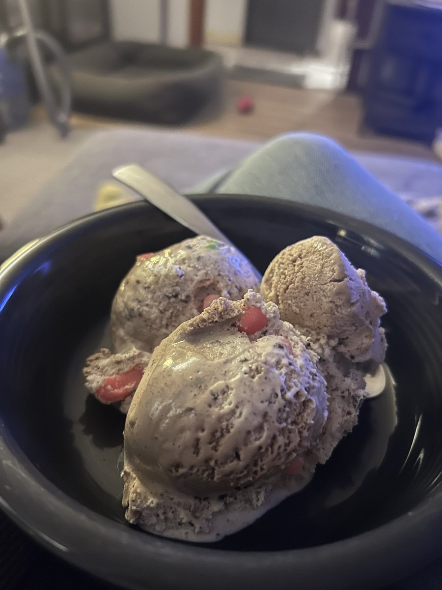 rachael anne ❤️🔥💛🌈🐍🐝✨ tweet media