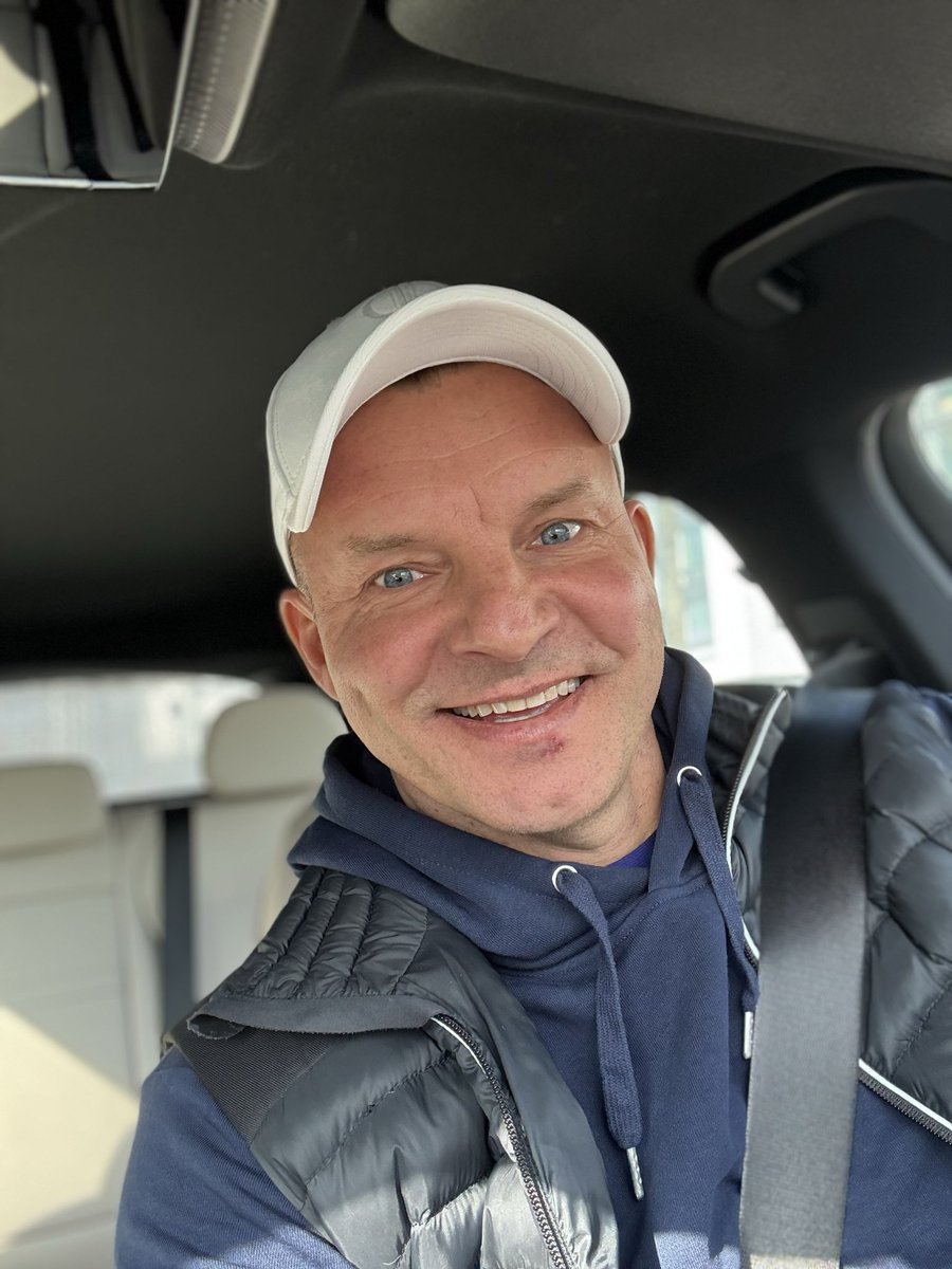 There is a first time for everything… Reformer Pilates! As you can see I was determined like a baby giraffe on ice. 😅 It was fun &amp; hard, have you tested?