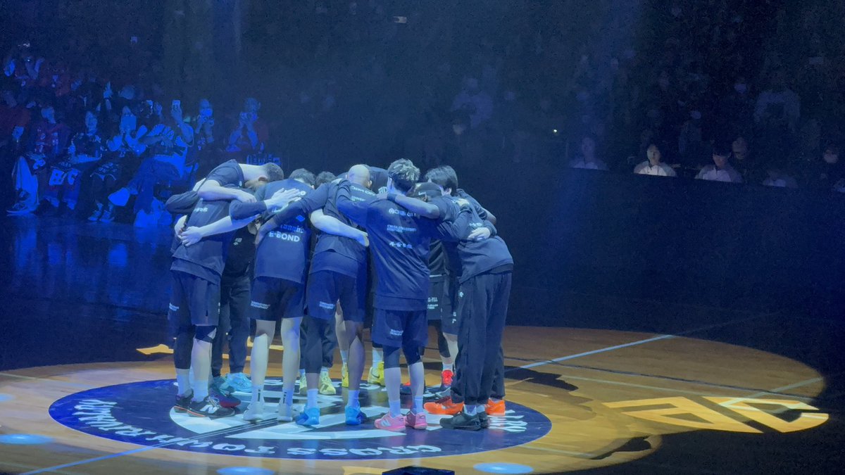 もんちゃん a.k.a きつね tweet media