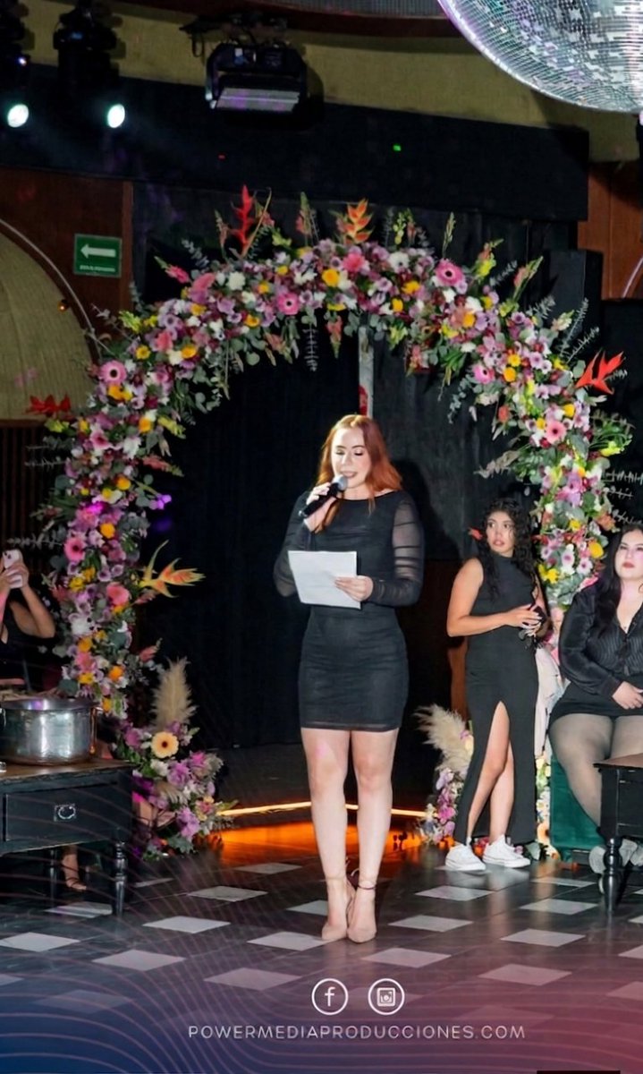 Arianna Olvera tweet media