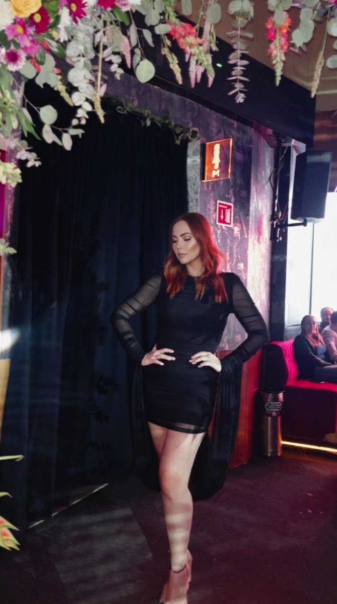 Arianna Olvera tweet media