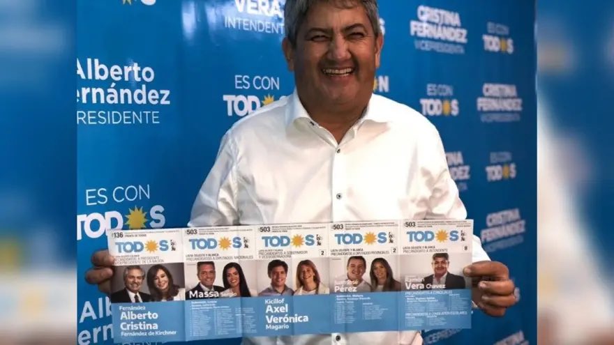 Obvio que este DIPUTADO DE LA LIBERTAD AVANZA se comporta así: ES KIRCHNERISTA.

¡Ay, si tan sólo desde 2022 un grupo de personas hubiera estado advirtiendo que estaban llenando LLA de kukas!... mientras los fanáticos tragaban nata...