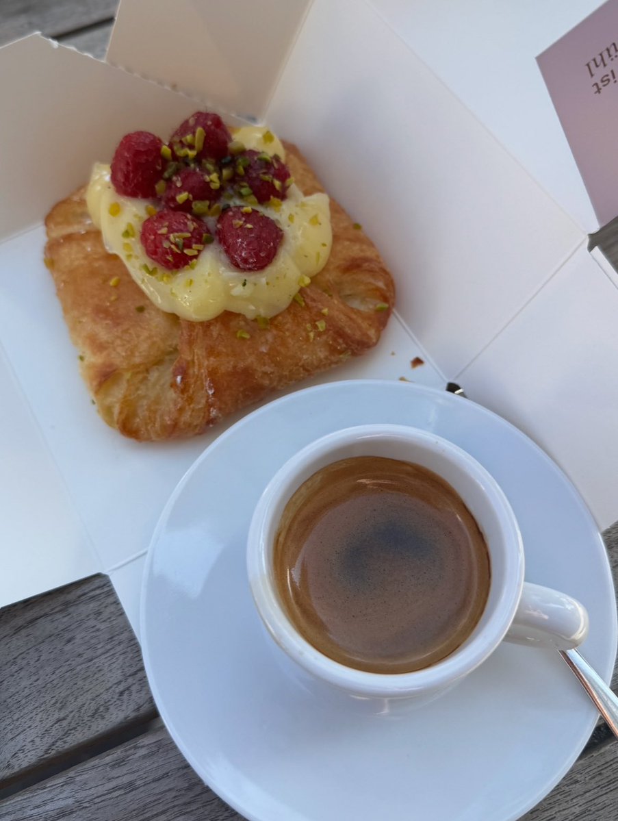 ilodi wow tweet media