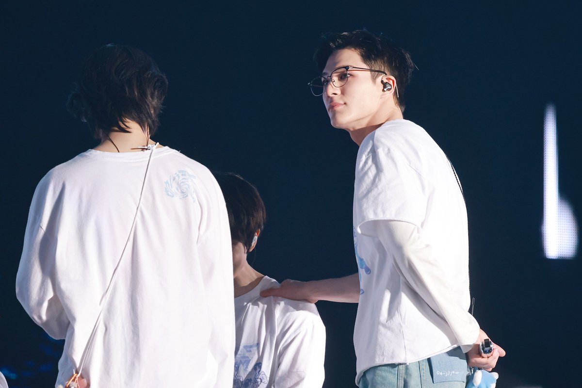 หม่าม๊าน้องจิตอง 웅 tweet media