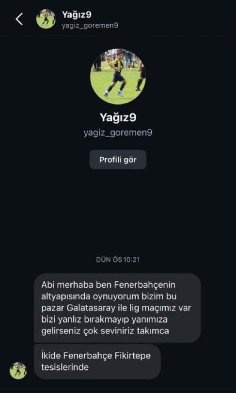 bybonsports's tweet photo. 🟡🔵 Fenerbahçe U11, Galatasaray U11’i 3-1 mağlup etti.

Fenerbahçe oyuncusu Yağız Göremen’in @unigfborg’a attığı mesajın ardından Fenerbahçeli taraftarlar genç oyuncuları yalnız bırakmadı. https://t.co/AcSen2cQ40