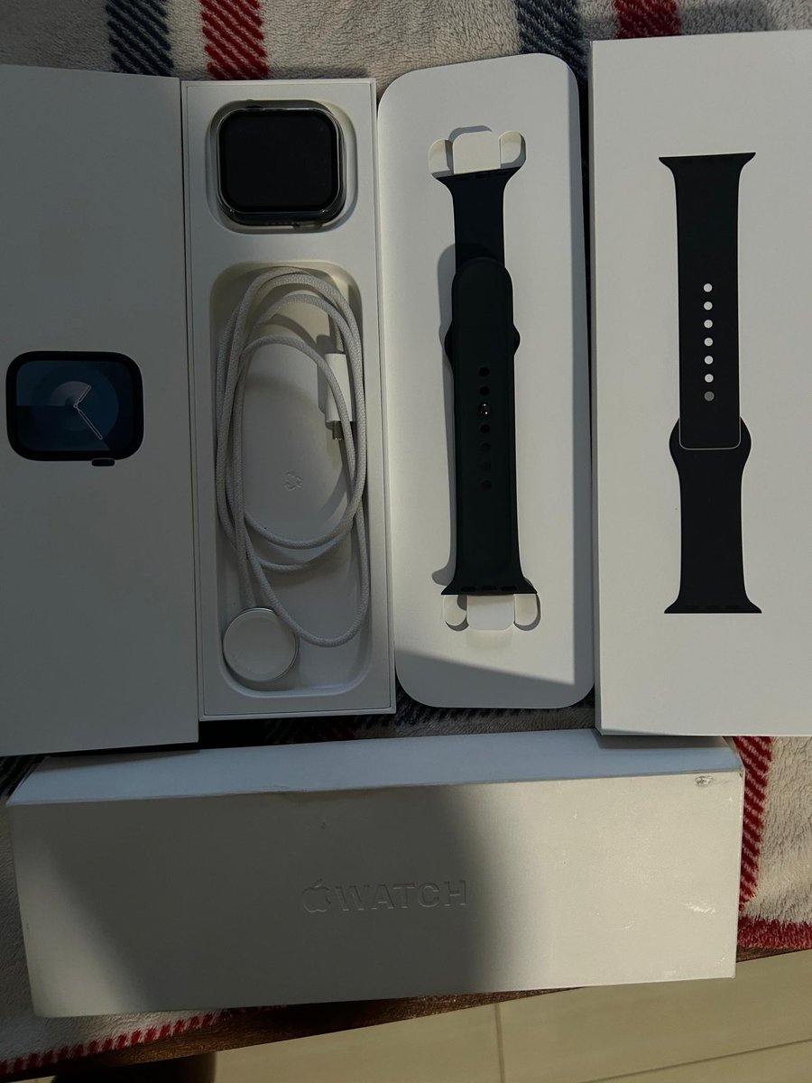 Makanjila_23's tweet photo. iPhone 14 128GB (Open box).
Battery 🔋 health 100%
K9,000 negotiable. 

Apple Watch series 9.
Battery 🔋 health 97%
K6,000. 

Call/text +260976877046

Kindly retweet. https://t.co/JH1CfVJ0z9